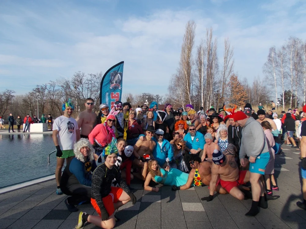 Bicie rekordu ilości osób morsujących w Świętochłowicach. Przyjdź na "Skałkę"!