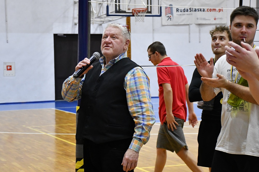 Mecz sztabów WOŚP 121