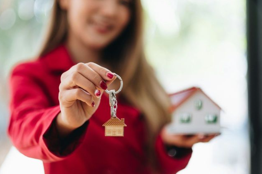 Transakcje kupna/sprzedaży nieruchomości u notariusza