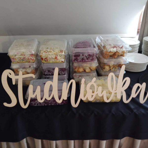 Maturzyści po raz kolejny zapełnili lodówki zabrzańskich jadłodzielni