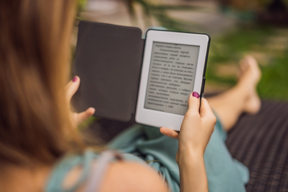 Jakie czytniki ebooków najlepiej kupić?