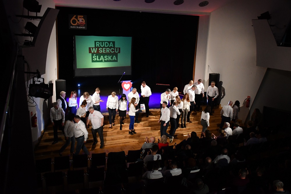 Kandydaci na radnych KO 32