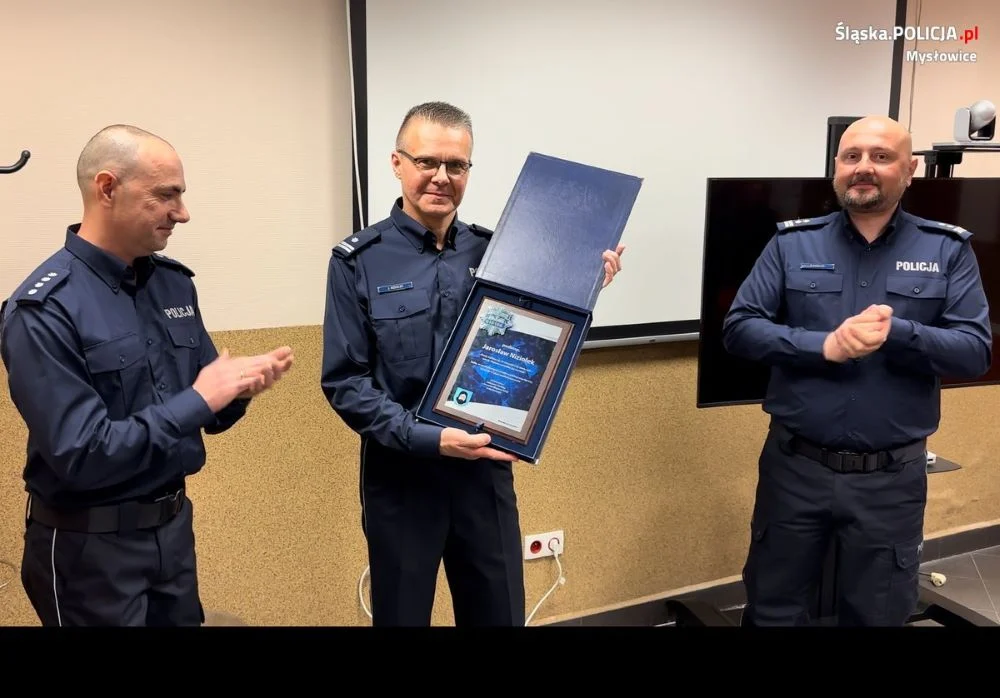 Pożegnanie z mundurem po 32 latach