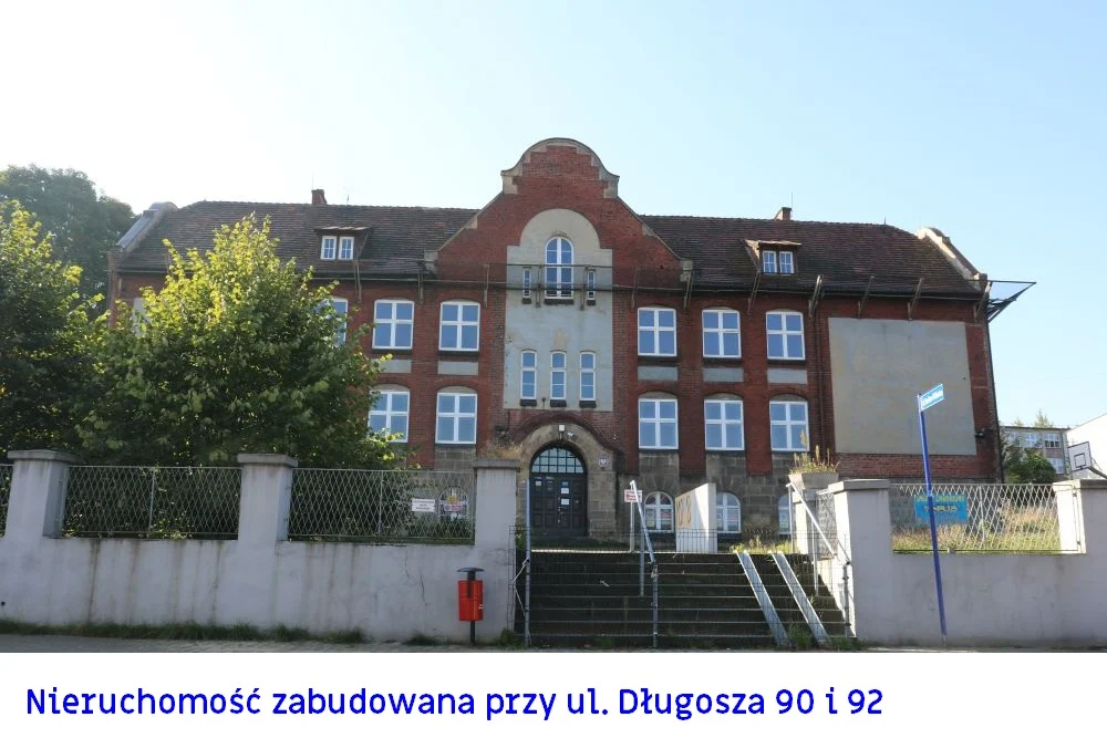 Nieruchomość przy ul. Długosza 90 i 92 do nabycia