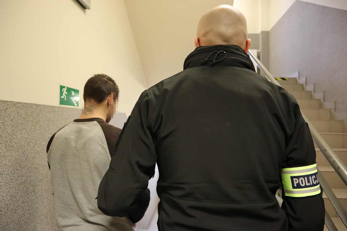 Rozbój w Bytomiu! 35-latek dwa razy napadł na sklep!