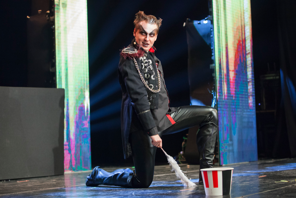 Spektakl charytatywny pt. "Igraszki z diabłem" 11