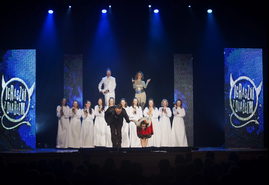 Spektakl charytatywny pt. "Igraszki z diabłem" 16