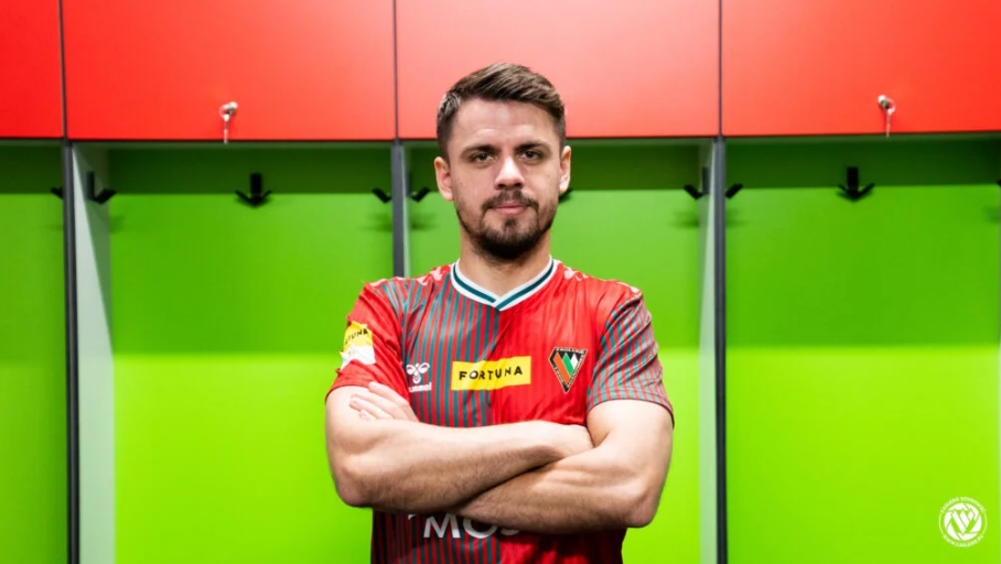 Nowi zawodnicy w Zagłębiu! Sosnowiecki klub zdobył pomocnika i obrońcę