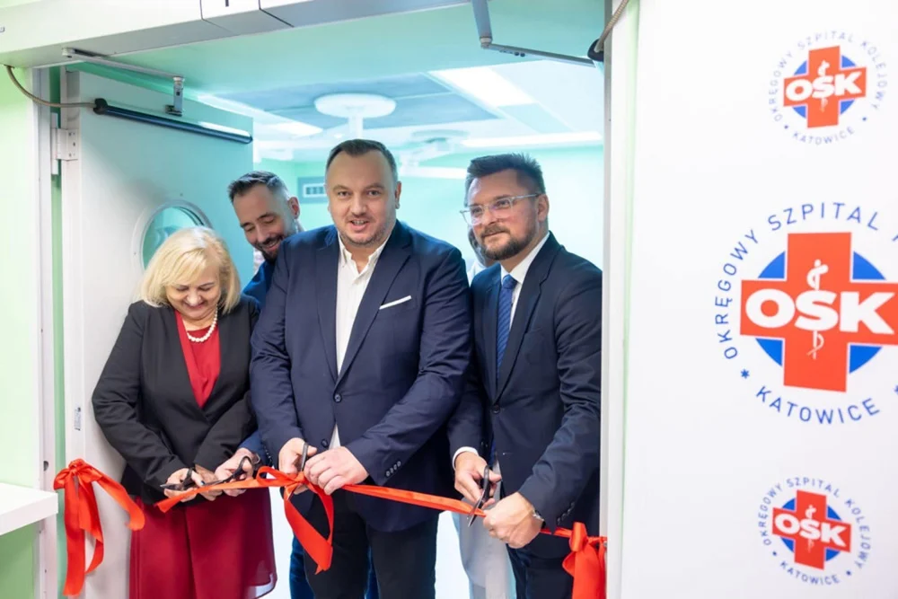 W katowickim szpitalu otwarto nowoczesne miejsce laserowego leczenia oczu!