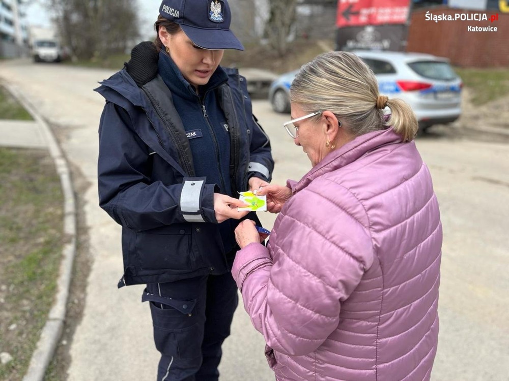 Działania "Patrz i słuchaj - Bezpieczeństwo Pieszych" na katowickich ulicach