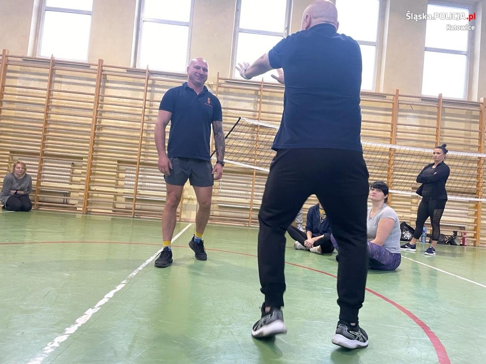 Katowicka policjantka wzięła udział w zajęciach z samoobrony dla kobiet