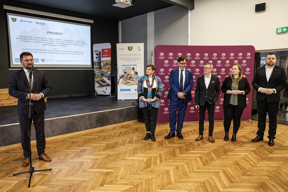 Katowice grają w szachy. Projekt dla uczniów klas I-III
