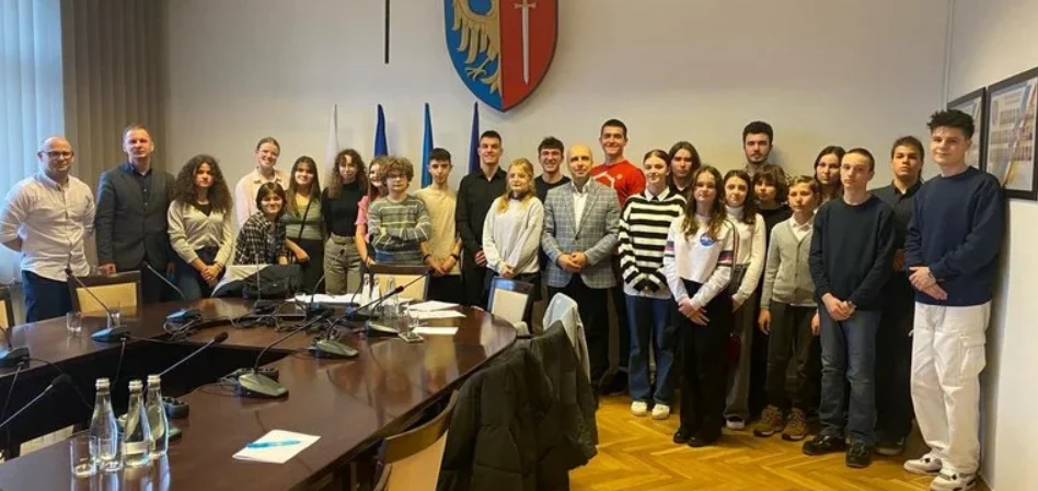 Młodzieżowa Rada Miasta Żory zaczęła pracę w nowej kadencji