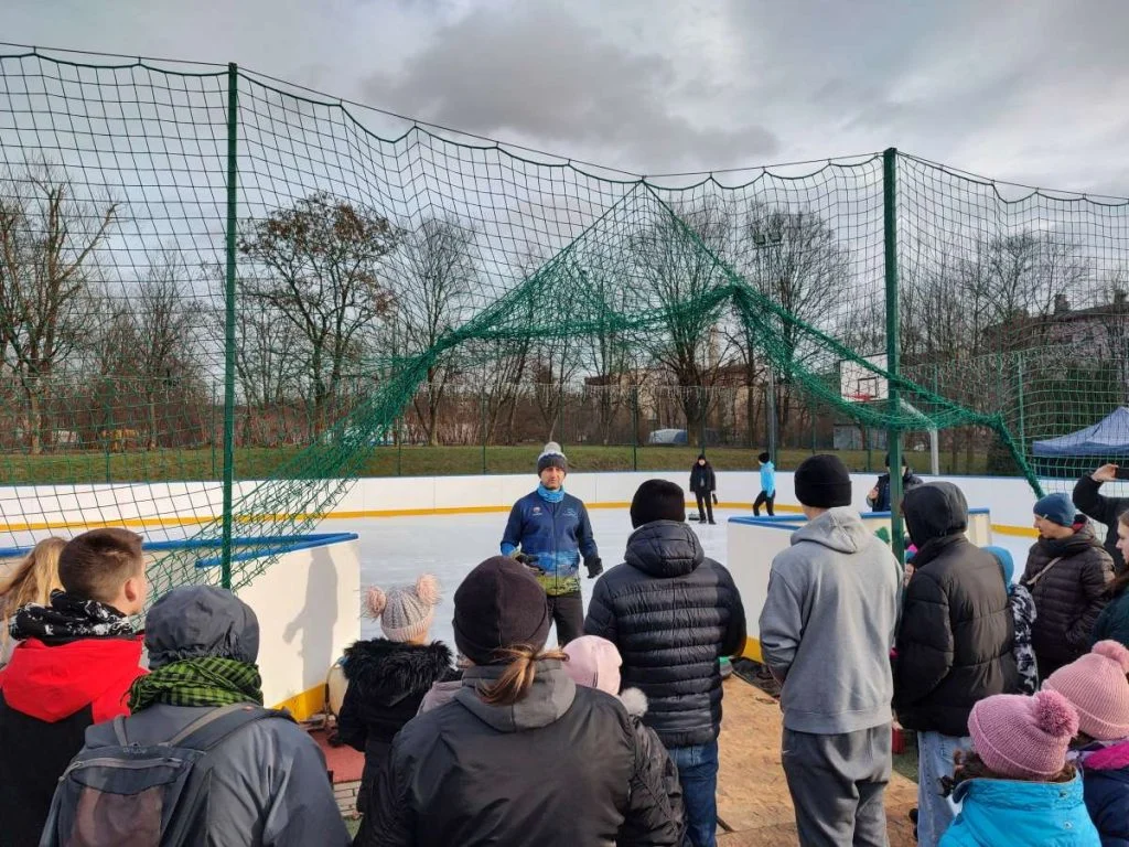 Ferie z curlingiem w Chorzowie. Zobacz, co działo się podczas treningu!