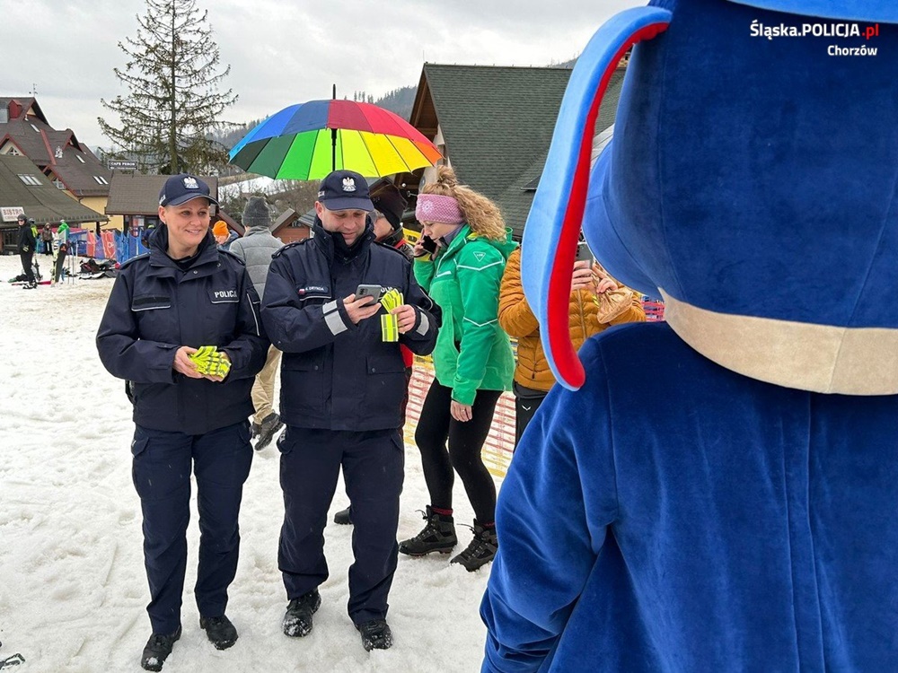 Chorzowscy policjanci dbali o bezpieczeństwo na zawodach narciarskich