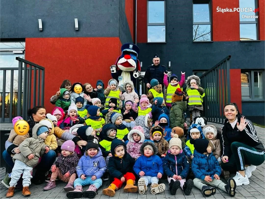 Chorzowscy policjanci rozmawiali z najmłodszymi o bezpieczeństwie