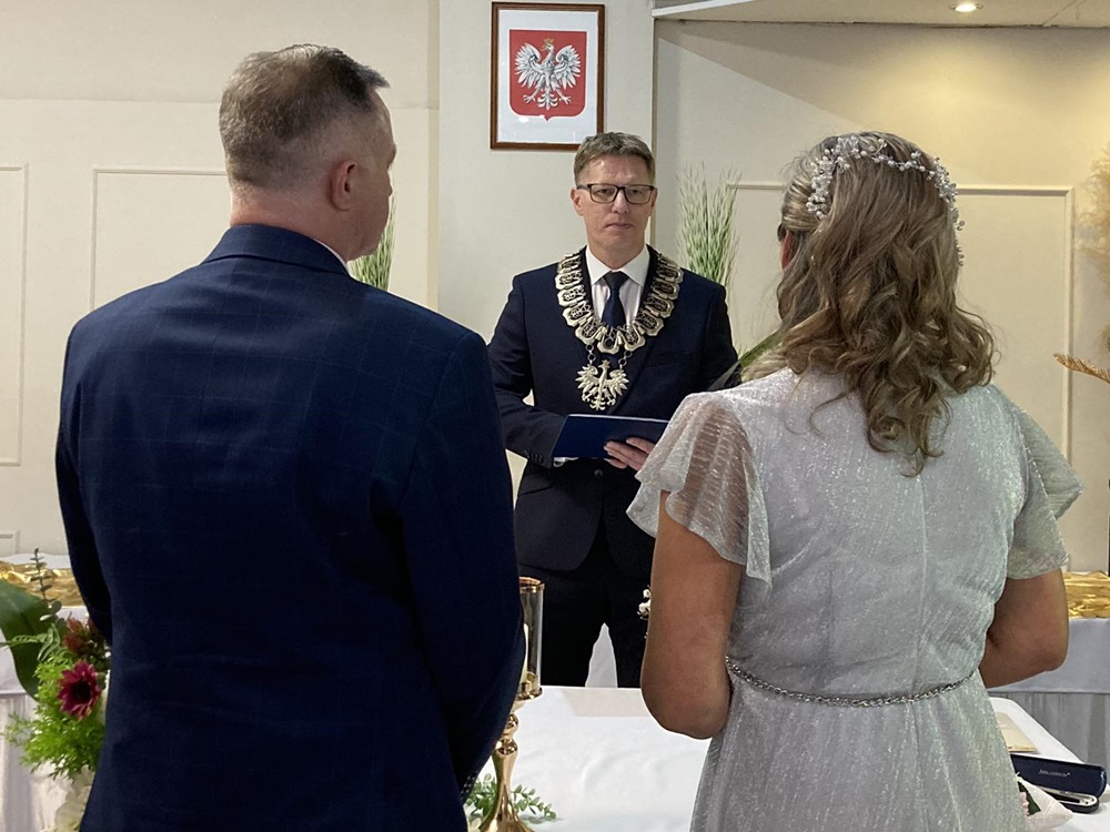 Daniel Beger udzielił kolejnego ślubu. Wspomnienia z nietypowych miejsc ślubnych