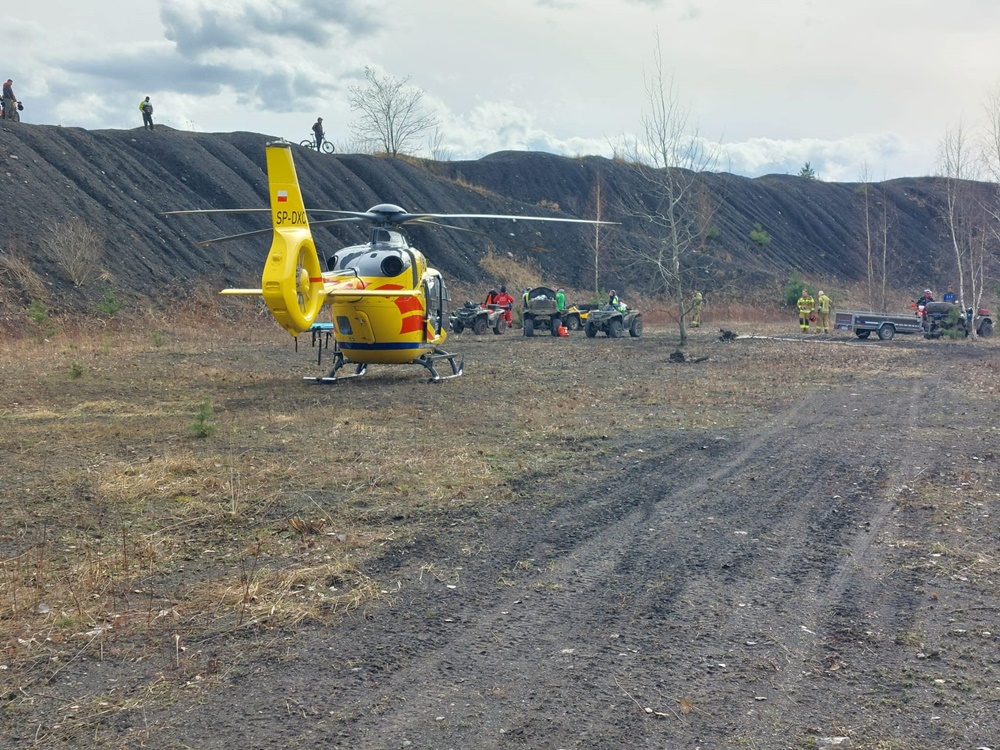 40-latek przygnieciony przez quad podczas przejażdżki na Hałdzie. Wezwano śmigłowiec LPR!