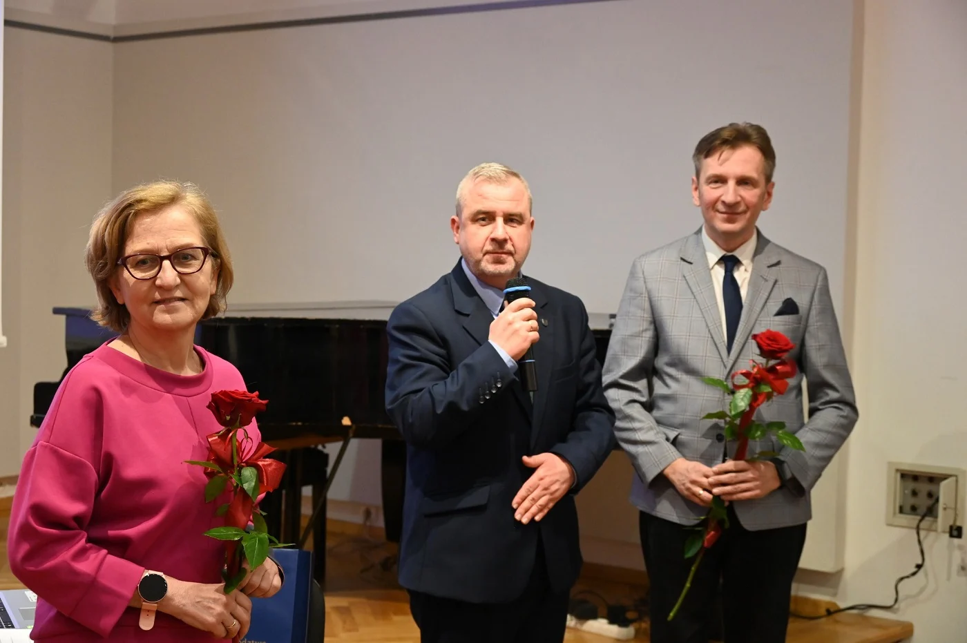 Muzeum Miejskie wydało unikalny album "Ruda Śląska na dawnej pocztówce"