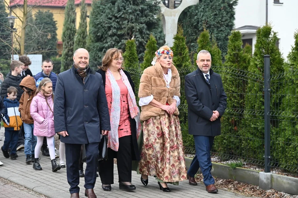 145 lat Szkoły Podstawowej nr 4 im. J. Lompy w Czarnym Lesie