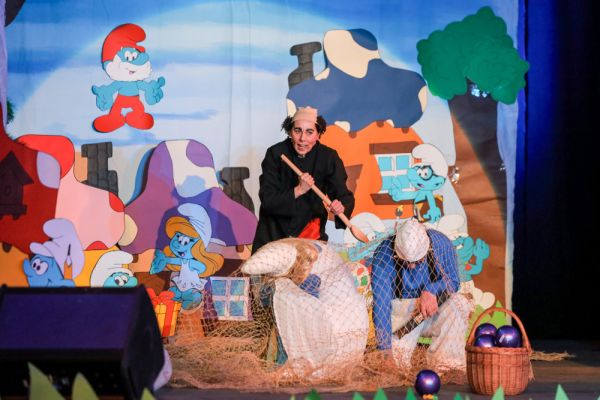 Smerfowa Przygoda: Spektakl interaktywny dla dzieci w Śląskim Teatrze Impresaryjnym