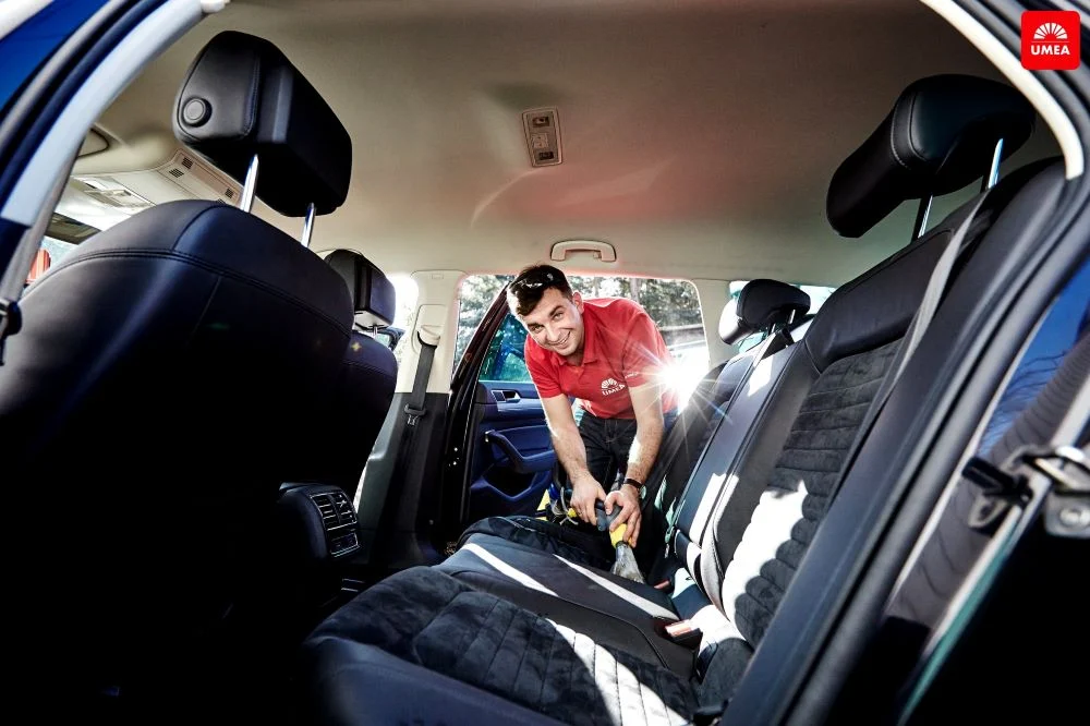 Jak zadbać o tapicerki w domu i samochodzie? – rozmowa z Wojciechem Kudełko z firmy UMEA