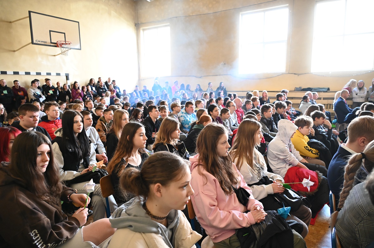 Pokaz mody w ZS nr 1 9