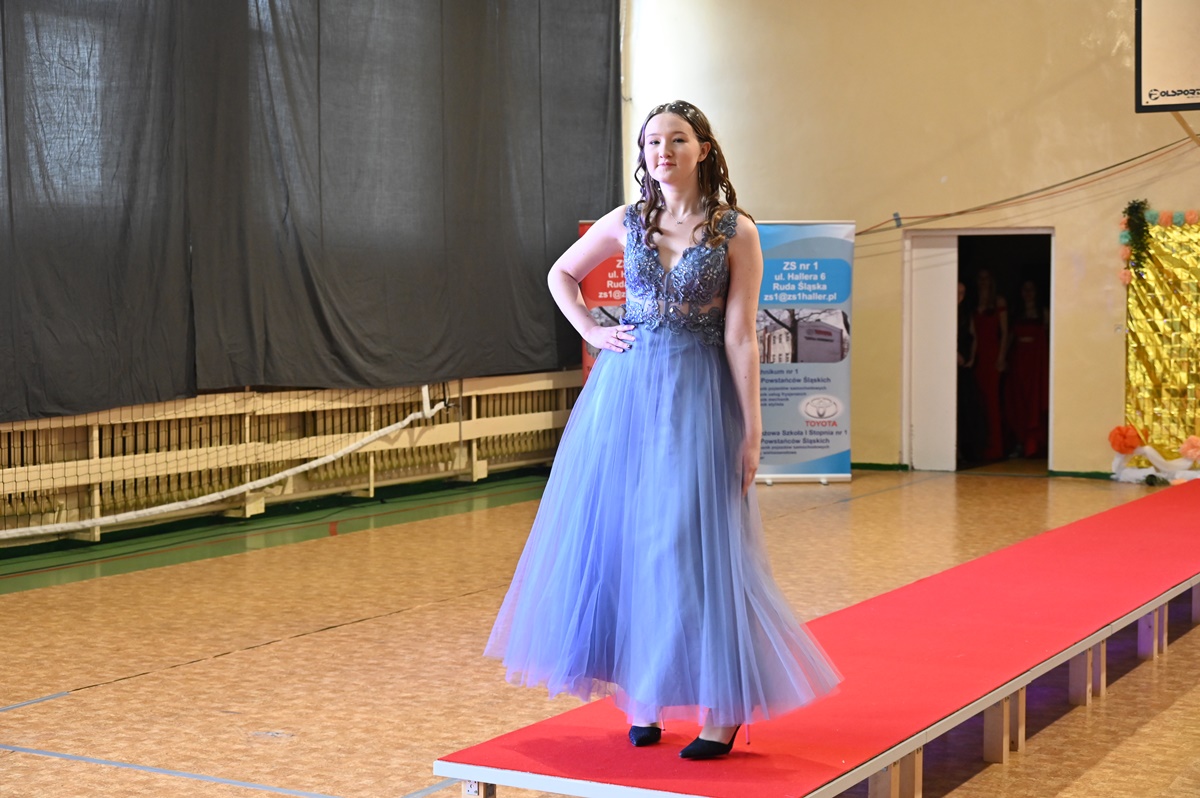 Pokaz mody w ZS nr 1 18