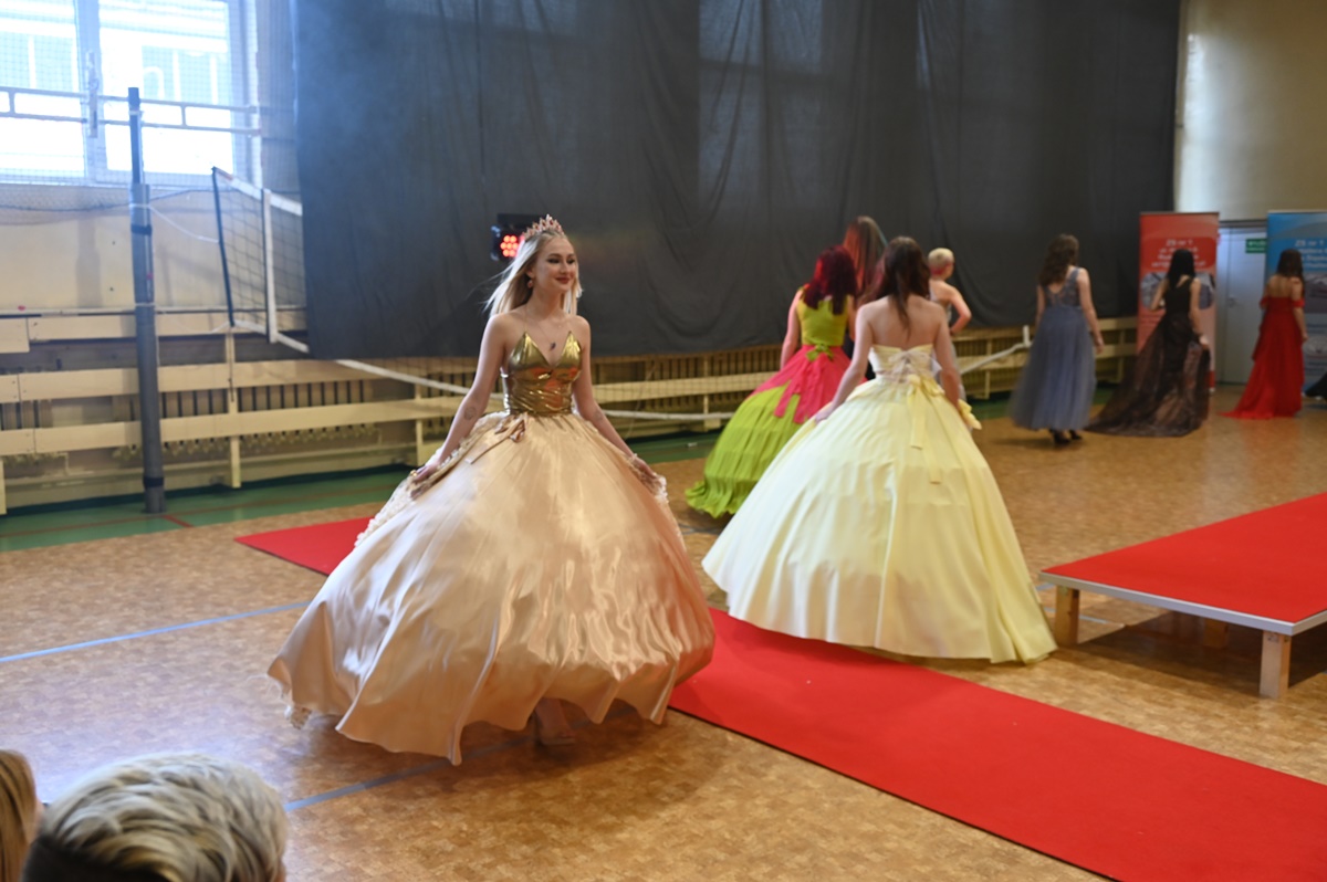 Pokaz mody w ZS nr 1 41