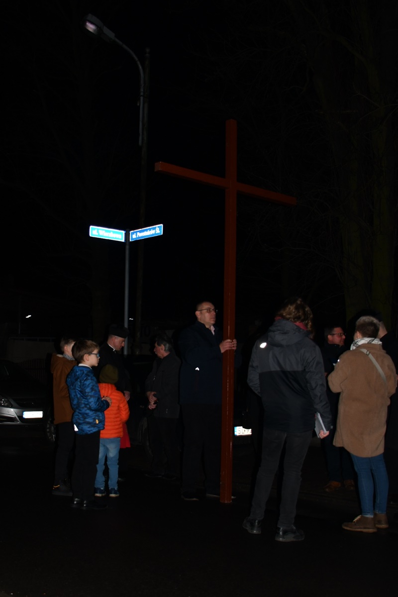 Droga Krzyżowa ulicami miasta 8