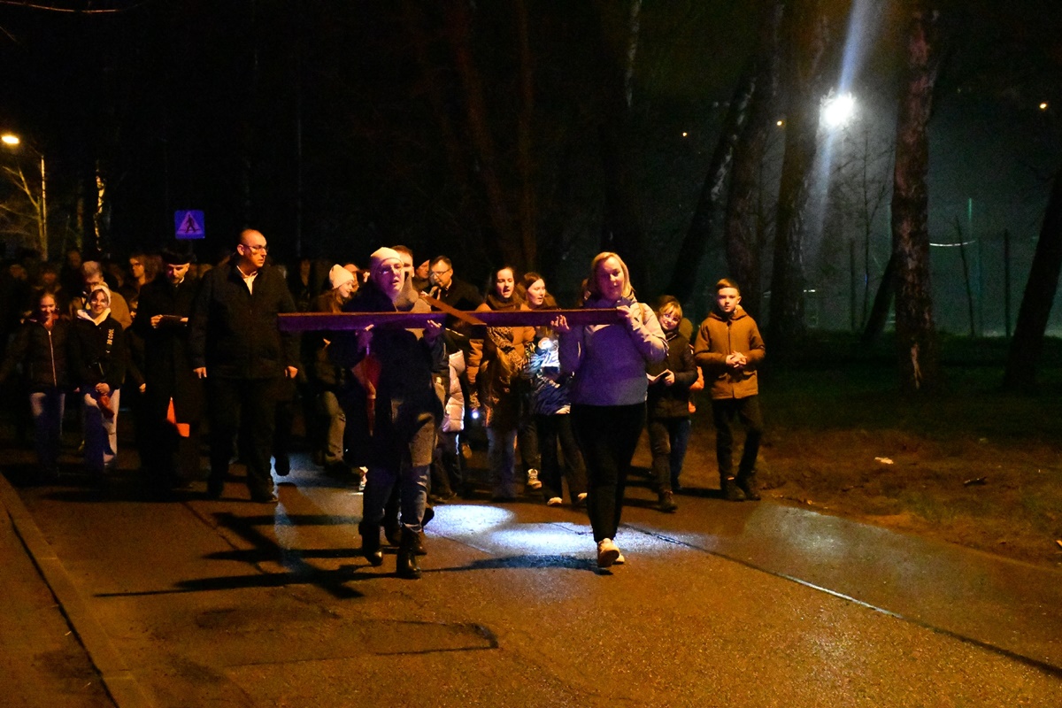 Droga Krzyżowa ulicami miasta 31