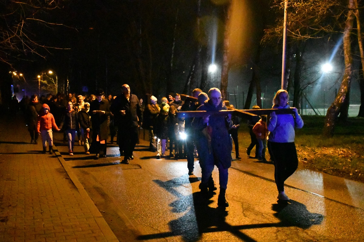 Droga Krzyżowa ulicami miasta 32