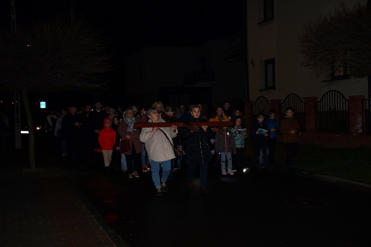 Droga Krzyżowa ulicami miasta 44