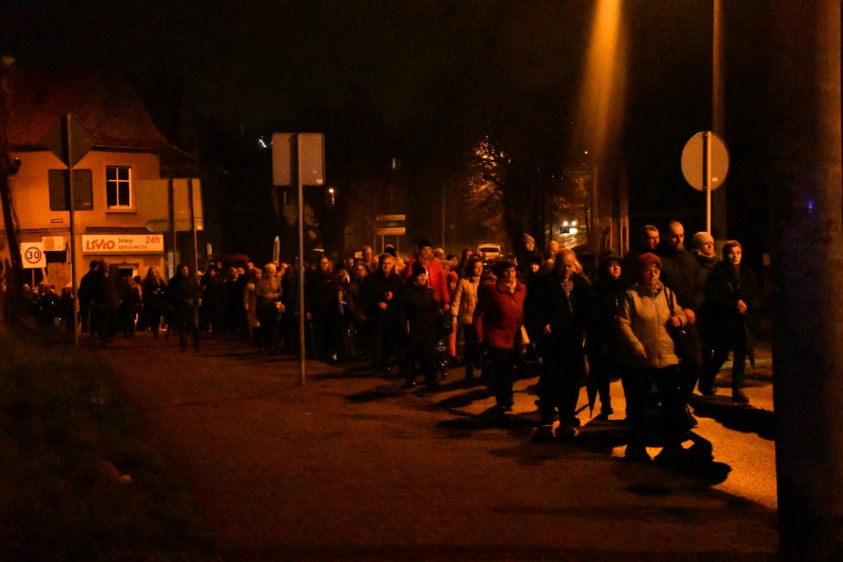 Droga Krzyżowa ulicami miasta 52