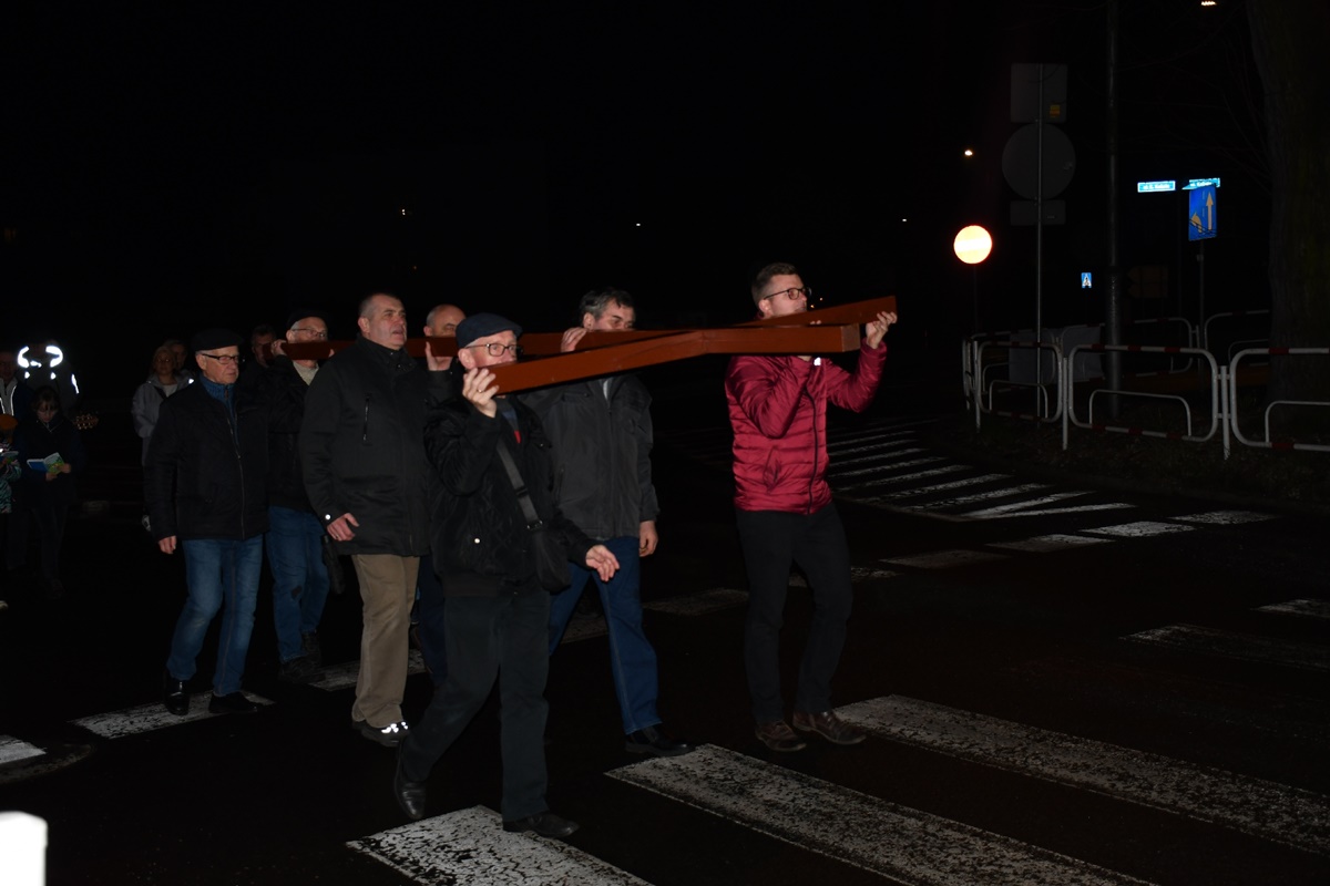 Droga Krzyżowa ulicami miasta 53