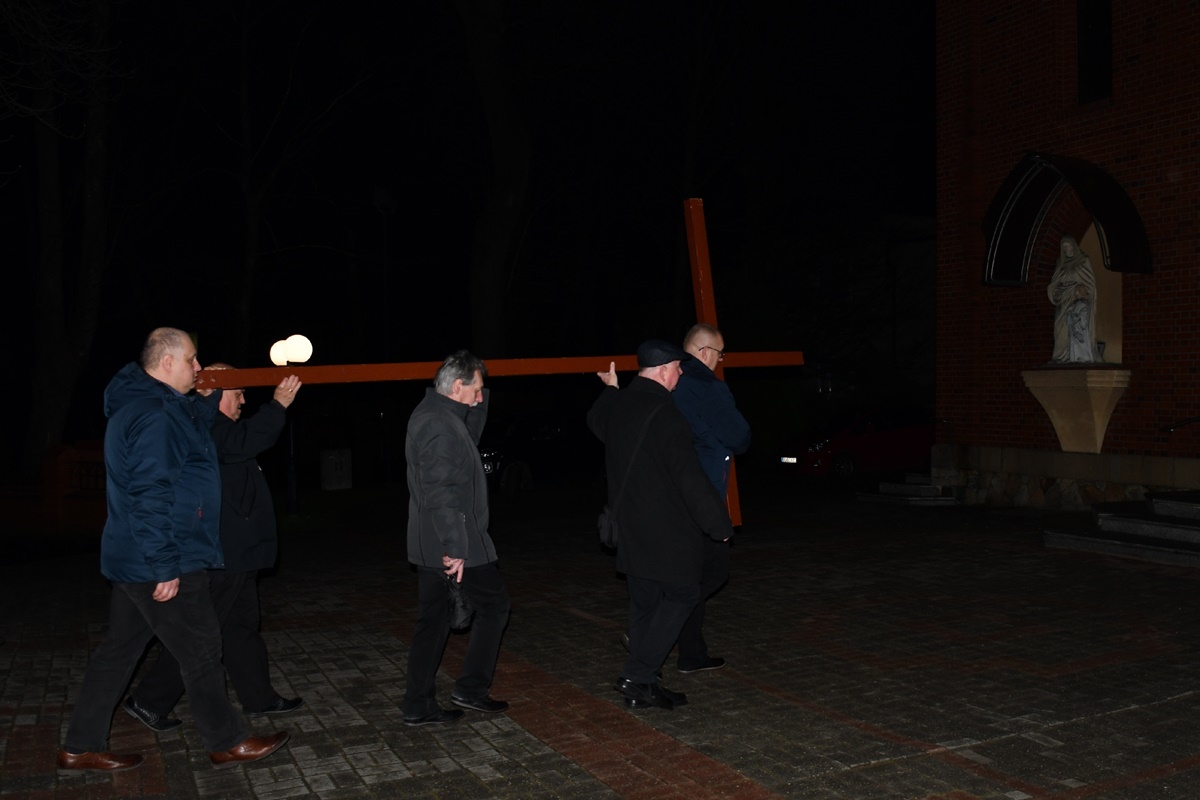 Droga Krzyżowa ulicami miasta 57