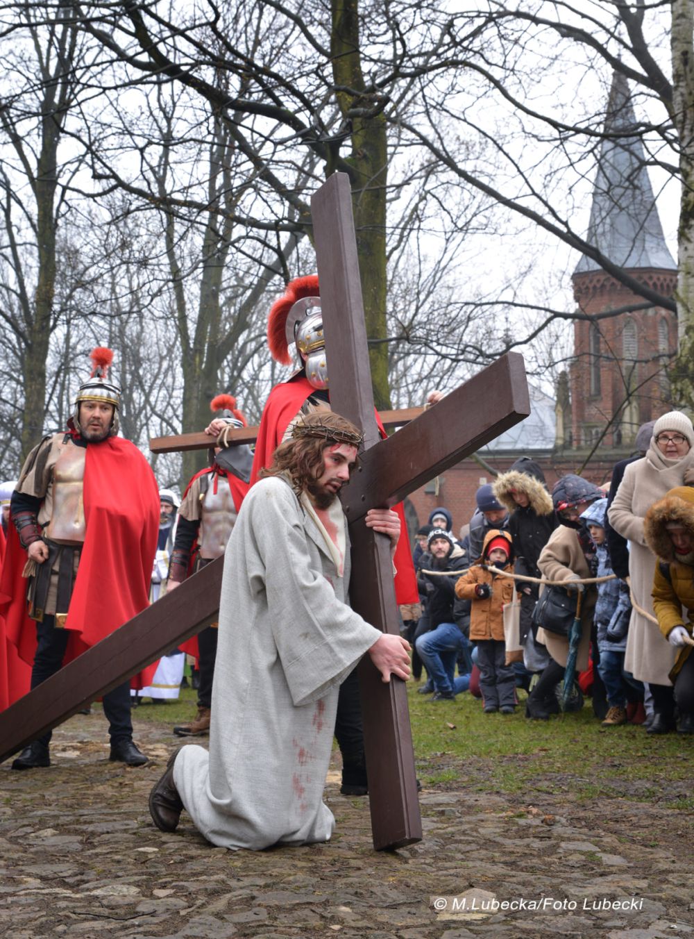 Chwalebne Misterium Męki Pańskiej 2024 w Piekarach Śląskich