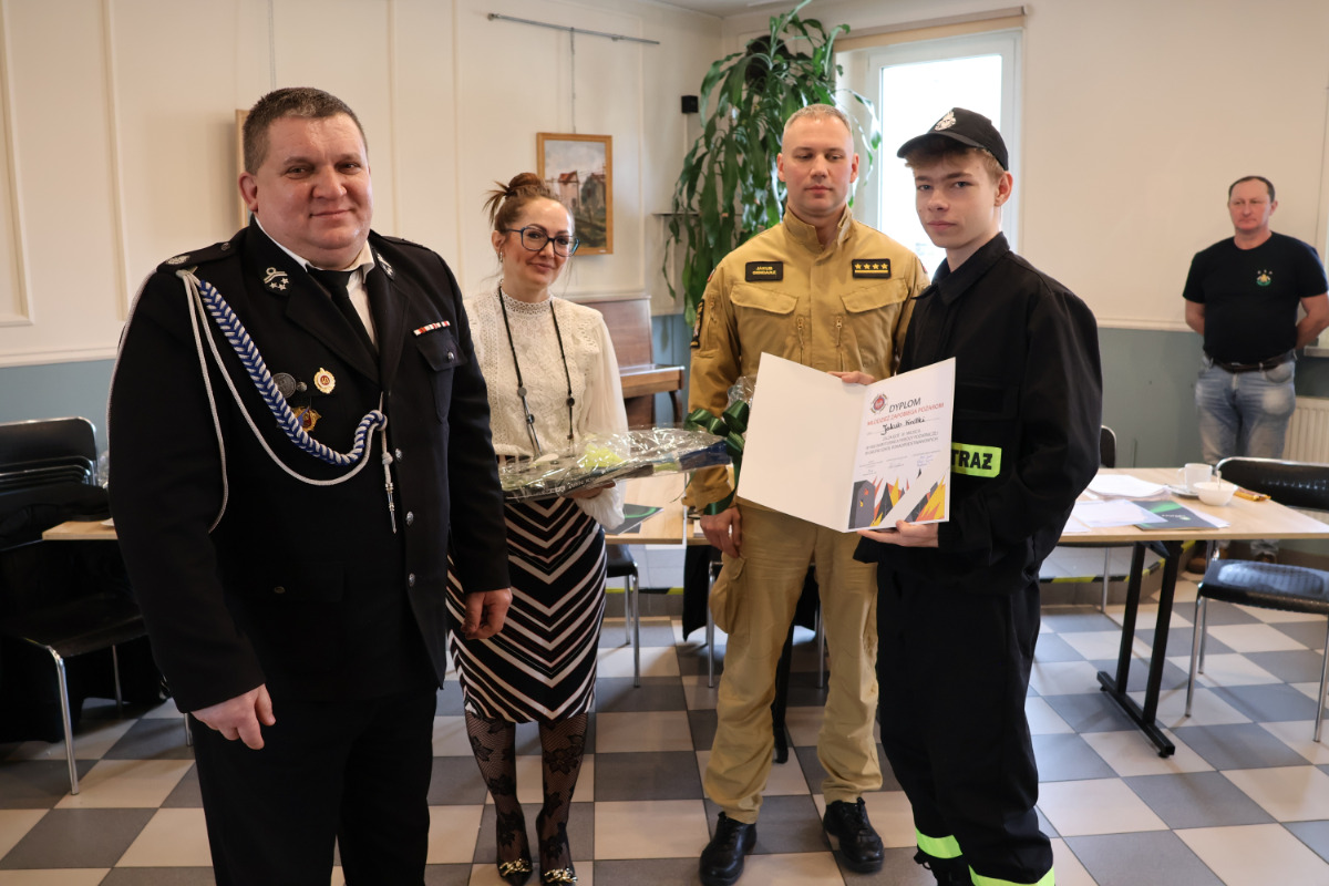 Młodzi strażacy popisali się wiedzą