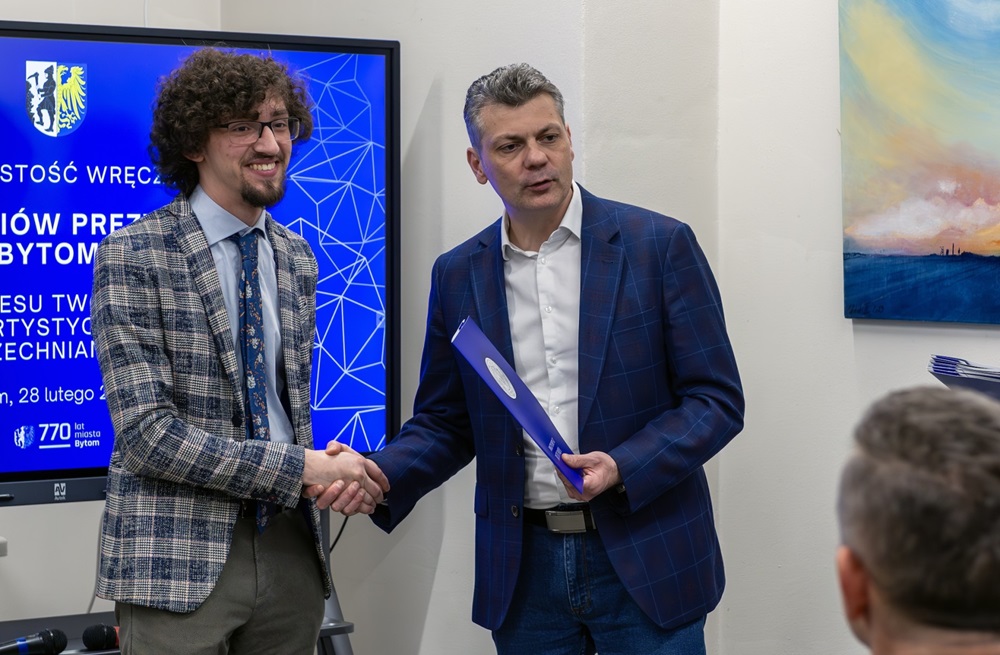 Prezydent Bytomia spotkał się ze stypendystami