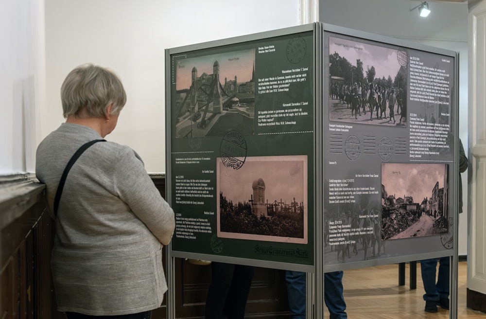 "Jestem zdrów i w dobrym nastroju" - wystawa pocztówek z frontu