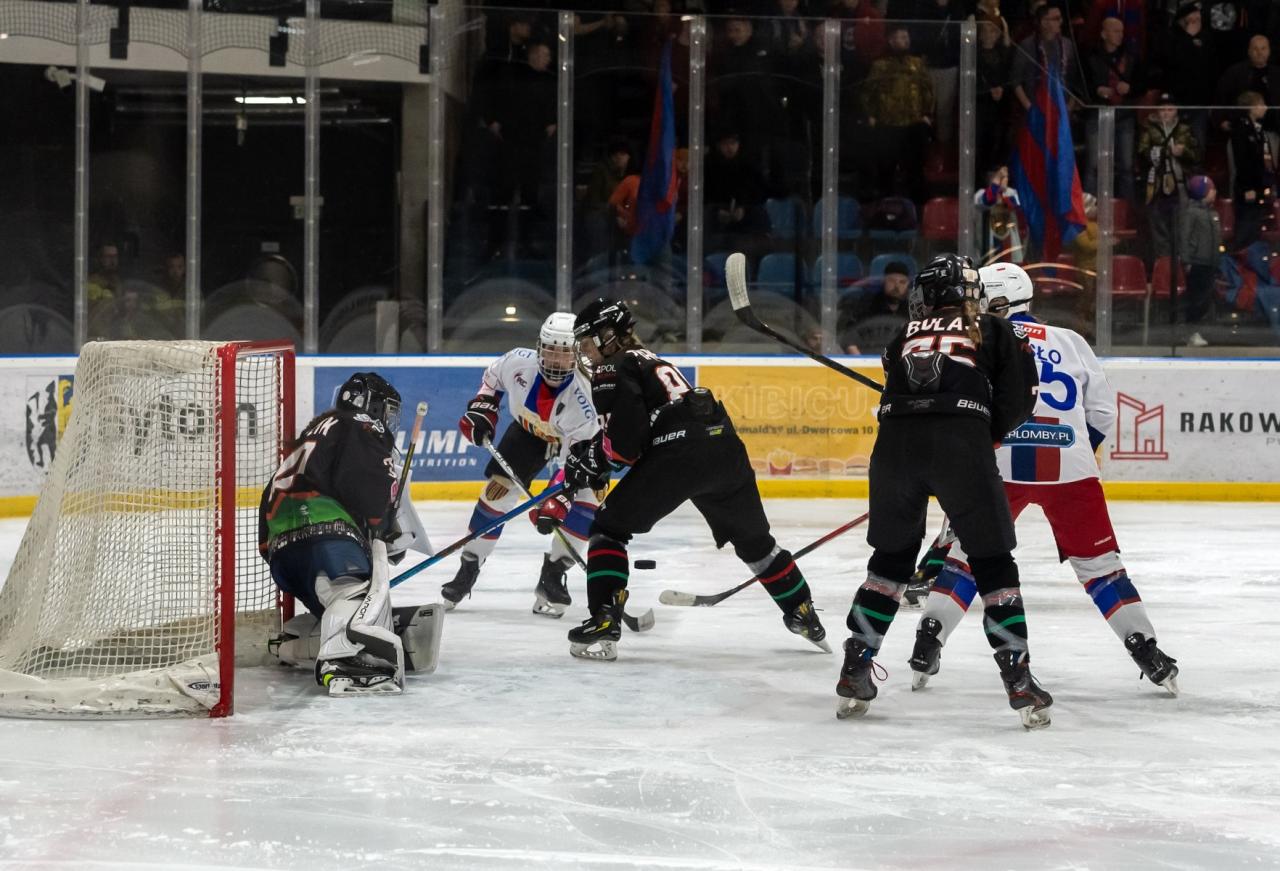 Hokeistki Polonii Bytom mistrzyniami Polski 9