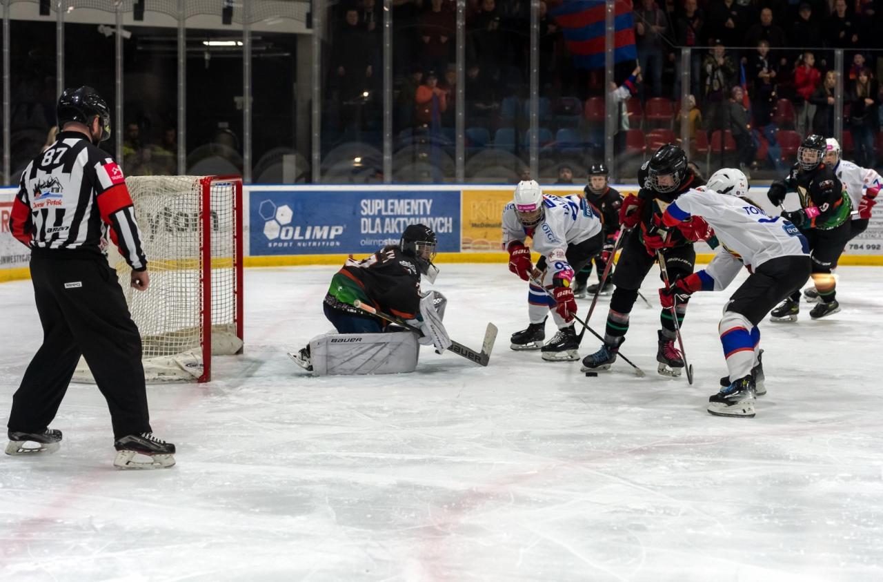 Hokeistki Polonii Bytom mistrzyniami Polski 12