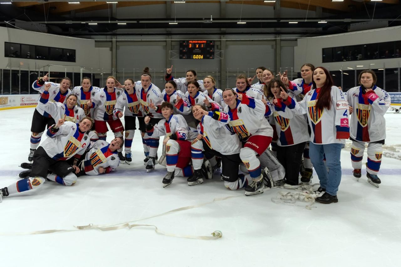 Hokeistki Polonii Bytom mistrzyniami Polski 22