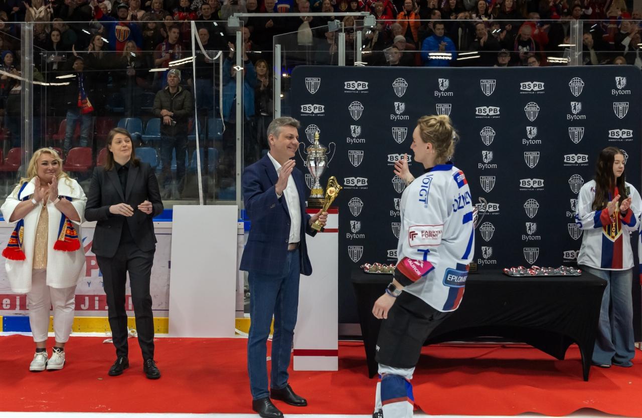 Hokeistki Polonii Bytom mistrzyniami Polski 26
