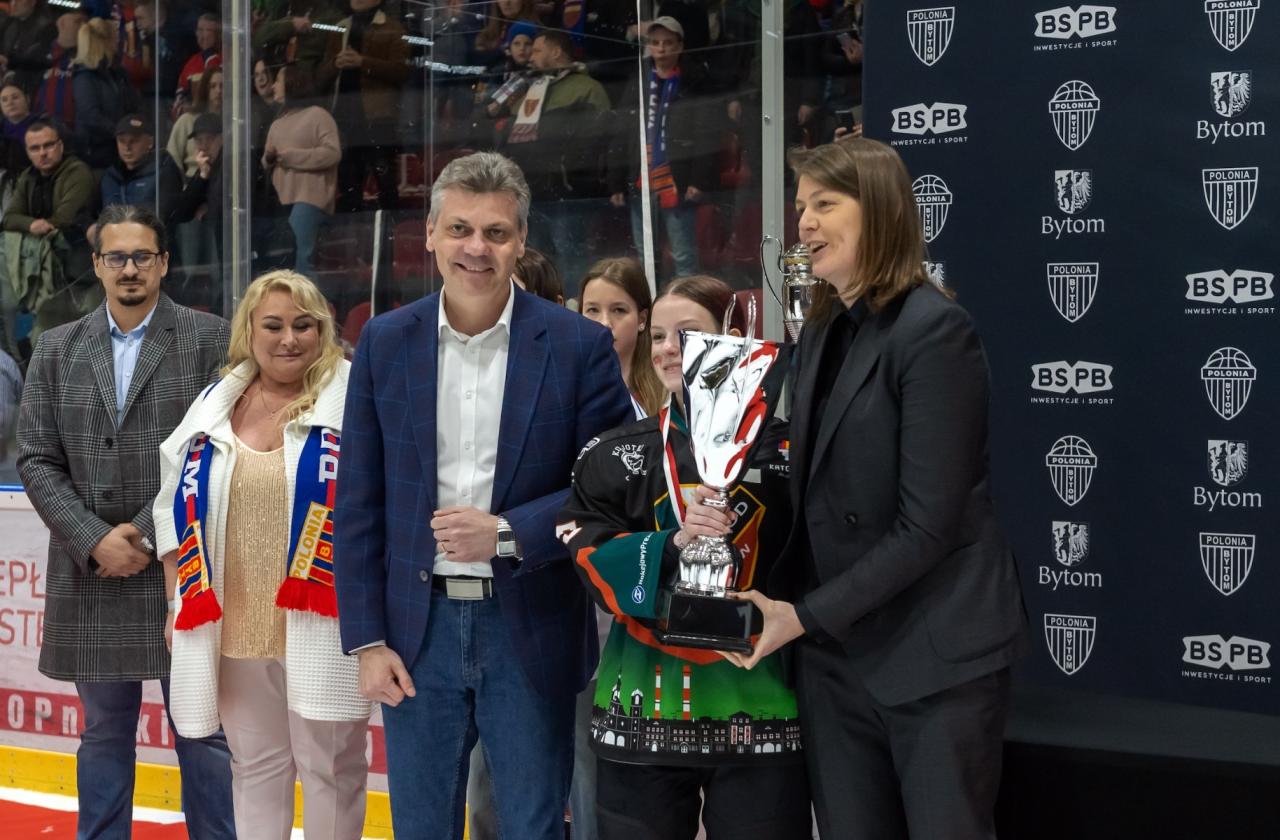 Hokeistki Polonii Bytom mistrzyniami Polski 30