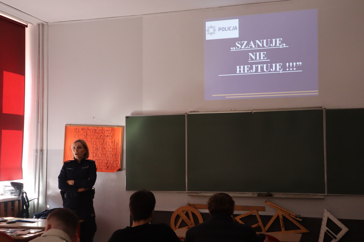 Z młodzieżą na temat hejtu i mowy nienawiści