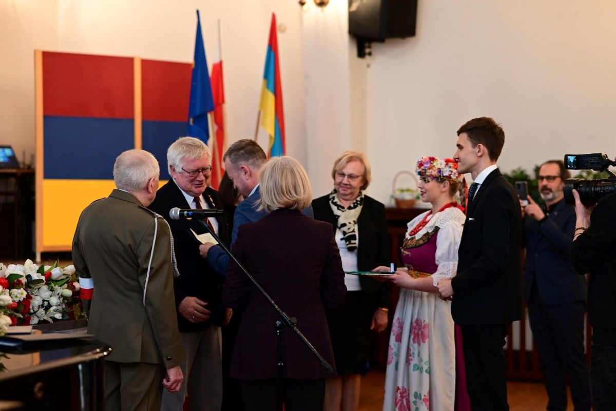 Sosnowiczanin otrzymał złotą odznakę honorową za Zasługi dla Województwa Śląskiego