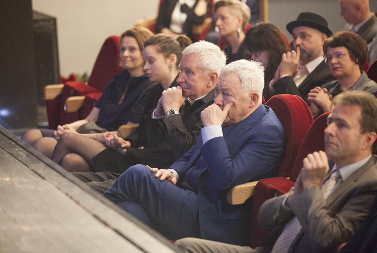 Honorowe Obywatelstwo 12