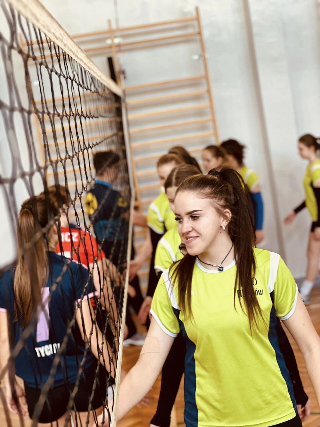 Siatkarska radość! I LO im. Karola Miarki z Mikołowa na 2. miejscu w zawodach rejonowych!