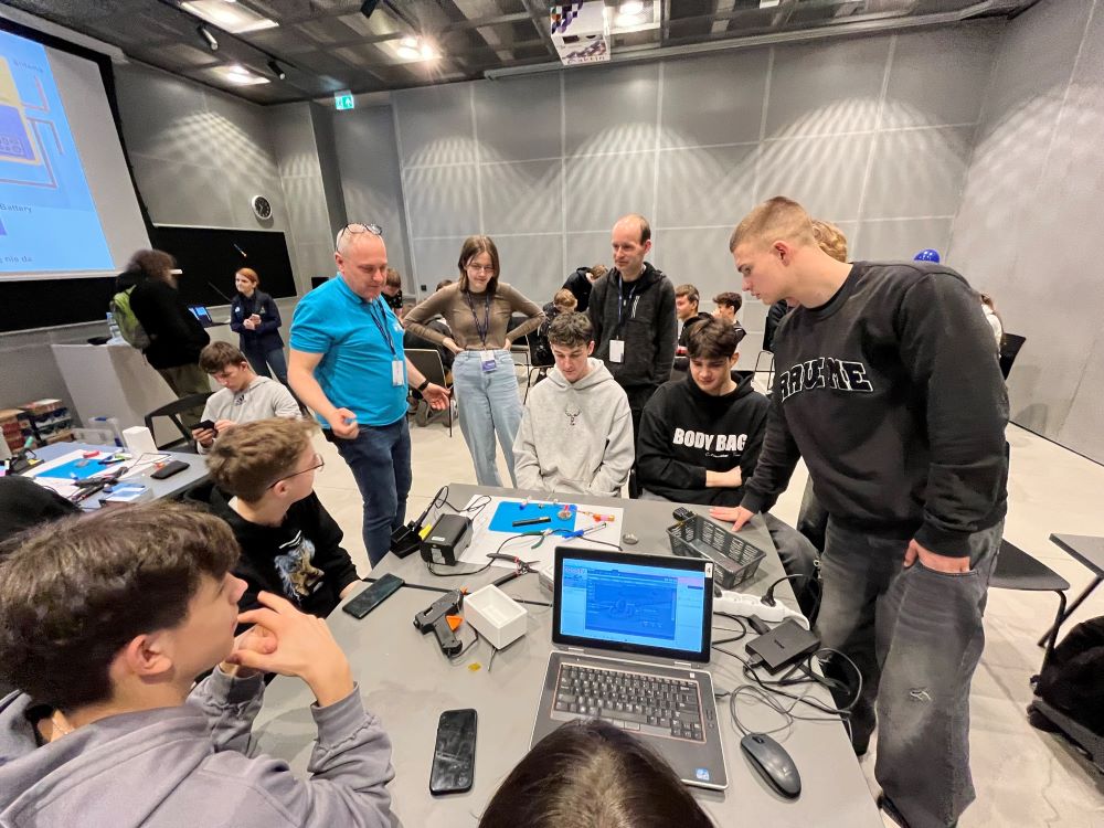 Wypuszczono balon w stratosferę! Tydzień kosmiczny w Katowicach Mieście Nauki 2024